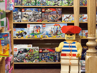 Kinder Haus Toys, LEGO's